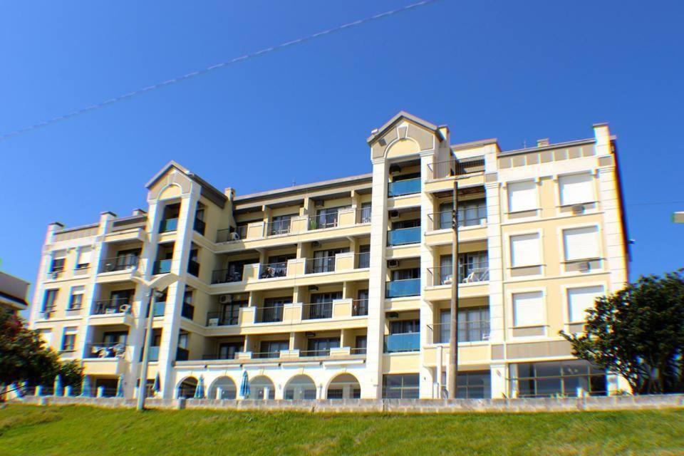 Lexus Beira Mar - 101 Apartment